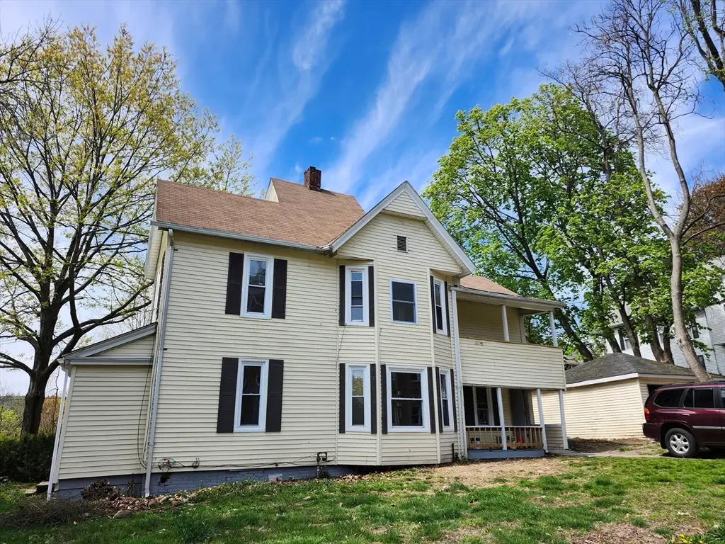 179 Sargeant St, Holyoke, MA 01040 - #1