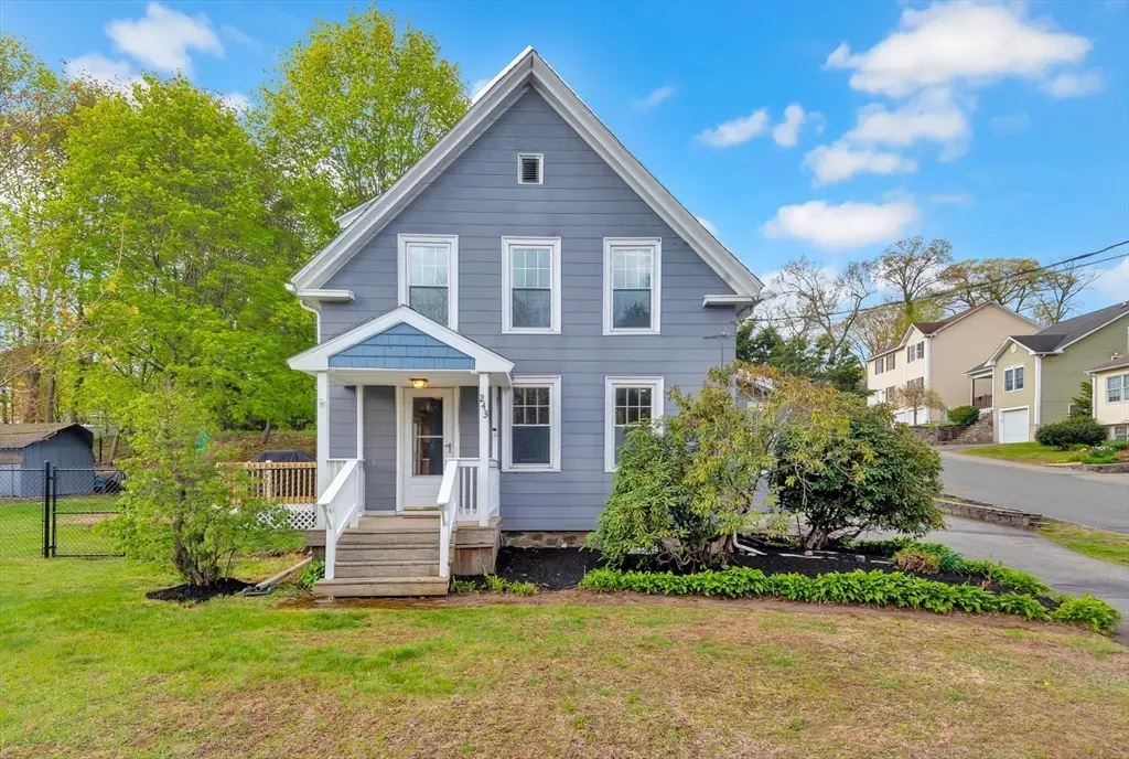 243 Nahant St, Wakefield, MA 01880 - #1