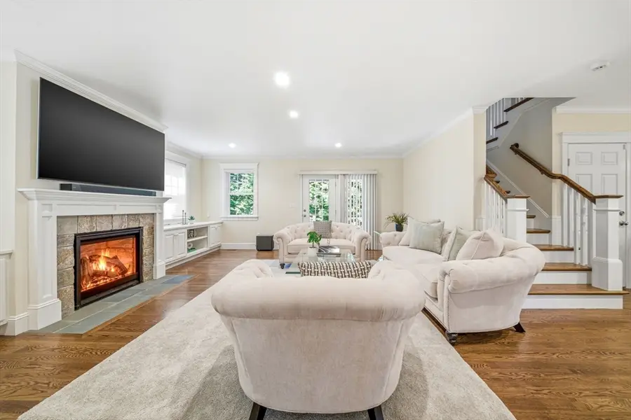 35 Marshall Rd, Wellesley, MA 02482 - #2