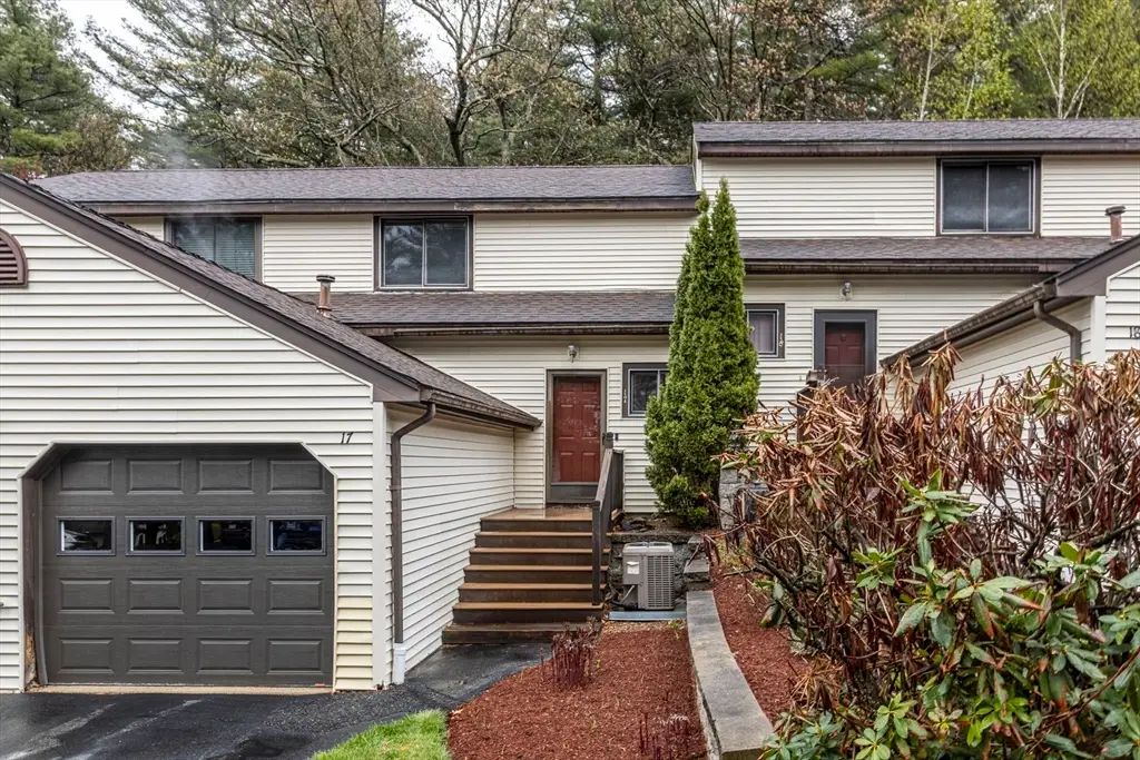 17 Centercrest Dr #17, Tyngsborough, MA 01879 - #1