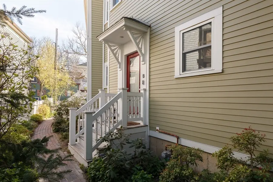 31 Market Street #B, Cambridge, MA 02139 - #2