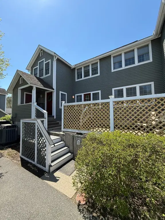 21 Amity Place #21, Amherst, MA 01002 - #3