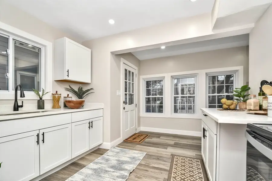 17 Wilcox St, Fall River, MA 02721 - #2