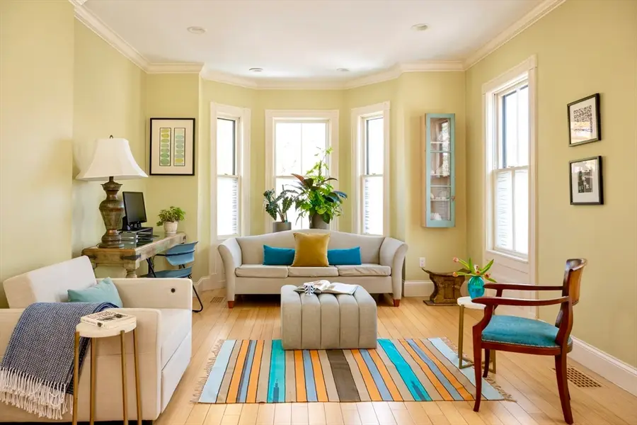 118 Pearl Street #2, Cambridge, MA 02139 - #2