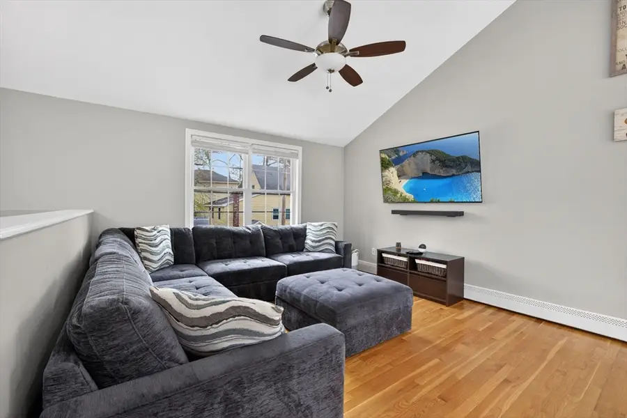 111R Grove Ave, Wilmington, MA 01887 - #3