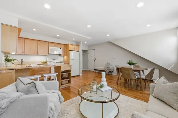 21 Bowdoin Street #5C, Boston, MA 02114