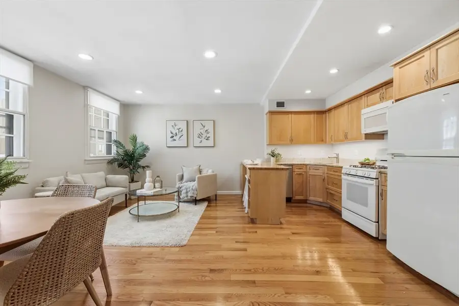 21 Bowdoin Street #5C, Boston, MA 02114 - #2