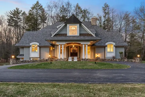 21 Whitney Rd, Boxford, MA 01921