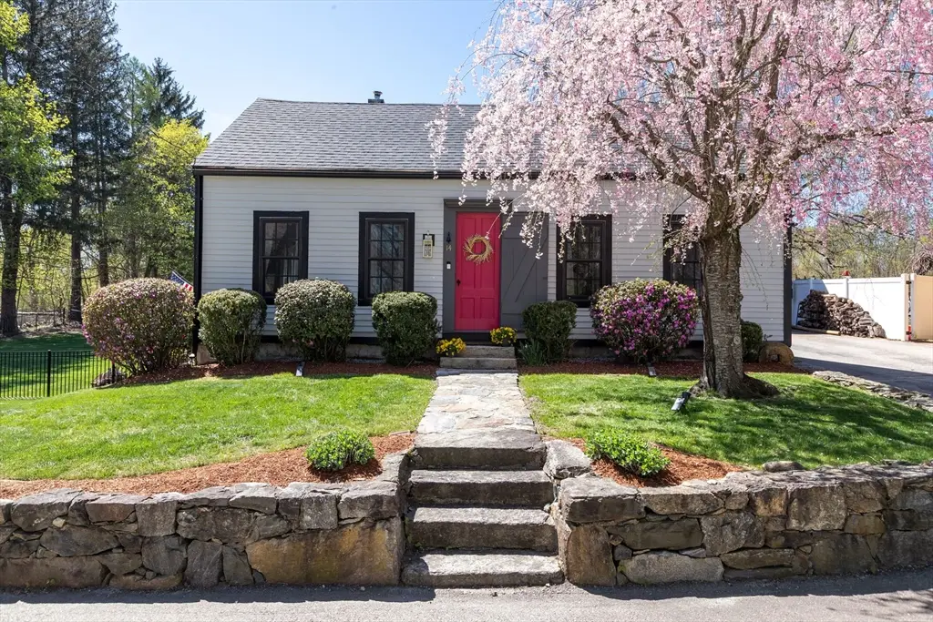 14 Cook Street, Douglas, MA 01516 - #1