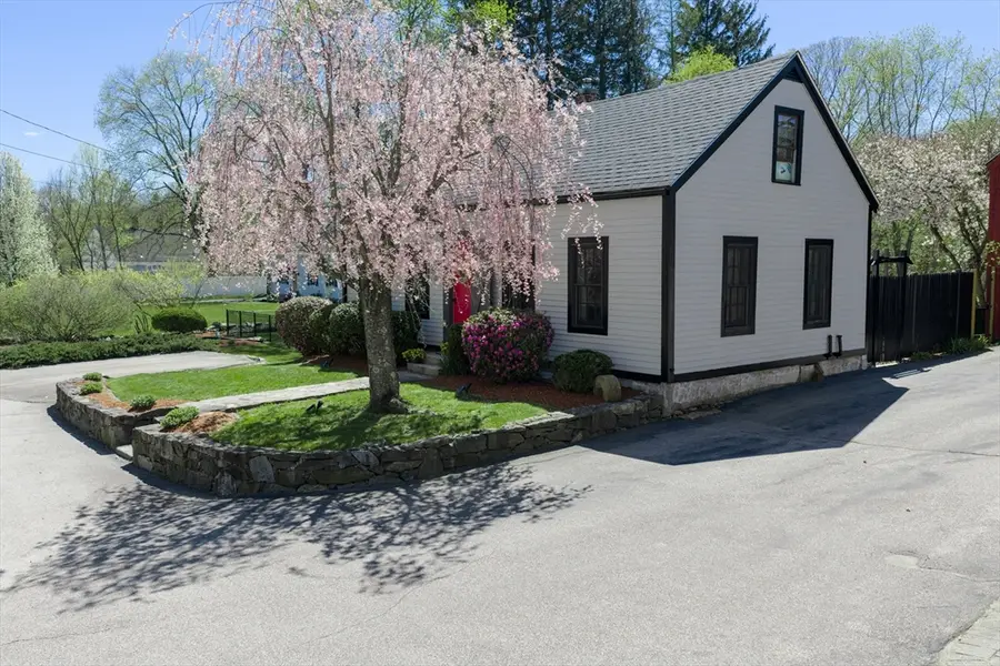 14 Cook Street, Douglas, MA 01516 - #2