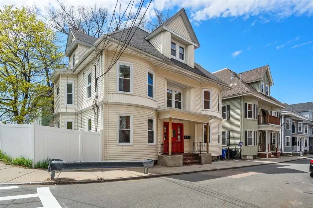 10 Royal St, Boston, MA 02134 - #1