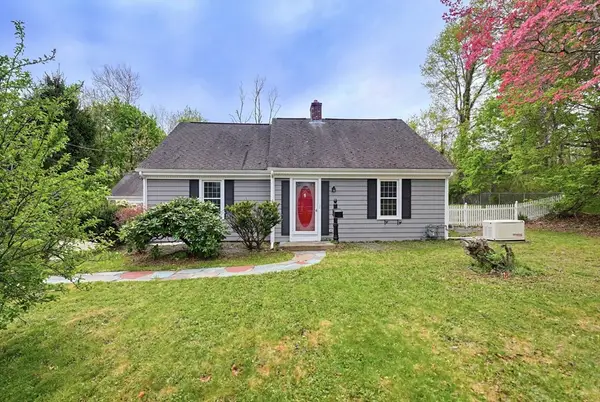40 Metcalf Road, North Attleboro, MA 02760