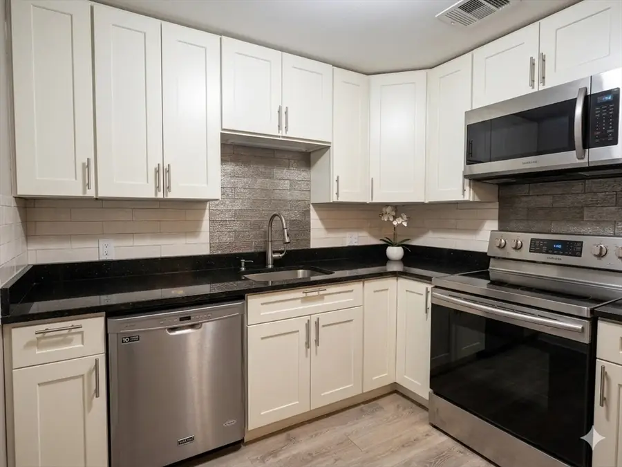 8 Tara Drive #7, Weymouth, MA 02188 - #2