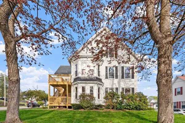 73 Cherry St, Gardner, MA 01440