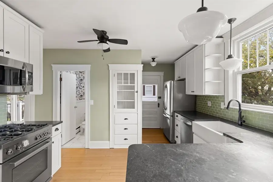 11 Norman Rd, North Andover, MA 01845 - #3
