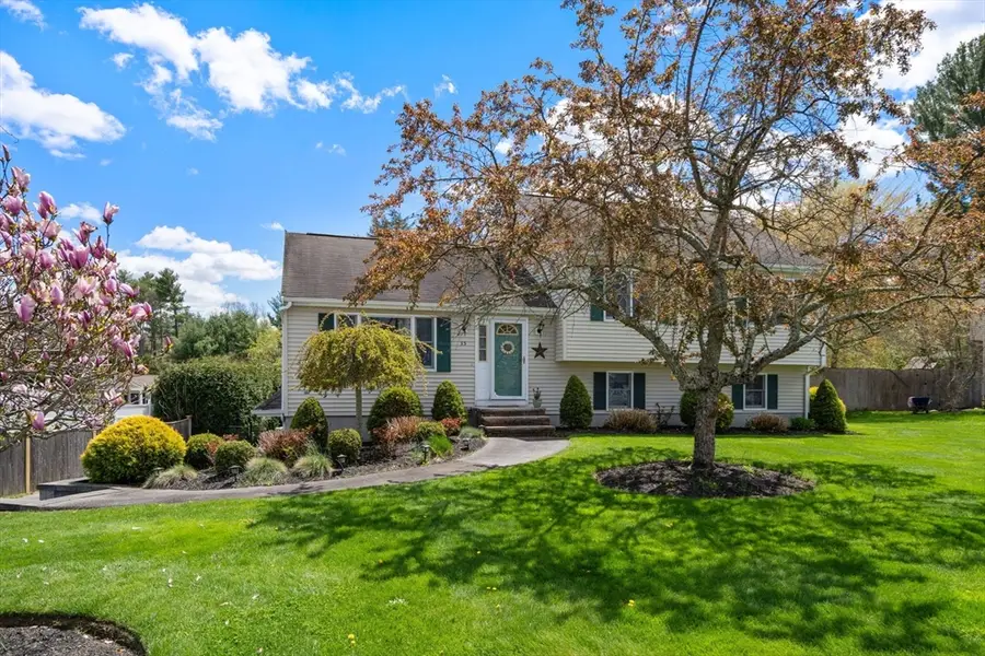 35 Sir Joseph Ct, Taunton, MA 02780 - #2