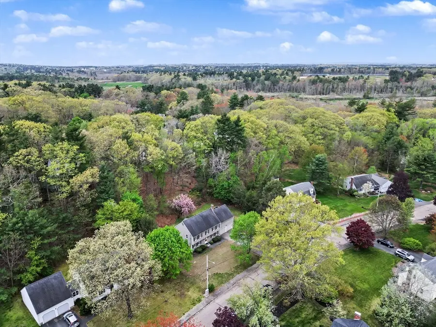 8 Thomas Dr, Franklin, MA 02038 - #2