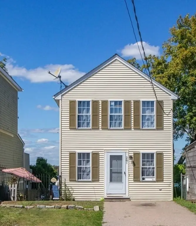 281 Mattakeesett St, Pembroke, MA 02359 - #1