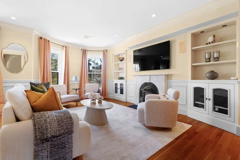 28 Rutland Sq #3, Boston, MA 02118 - #1