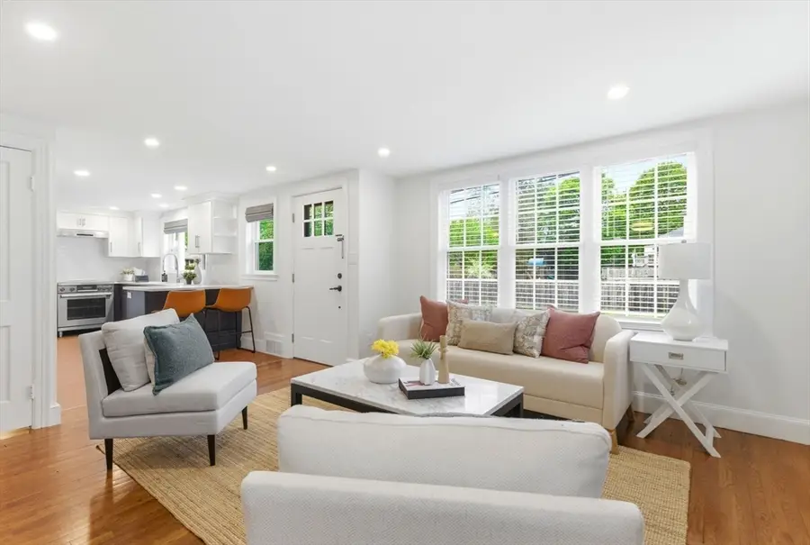 79 Shaw St, Weymouth, MA 02191 - #3