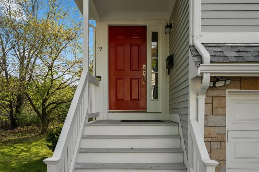 19 Dunstan St #19, Newton, MA 02465 - #2