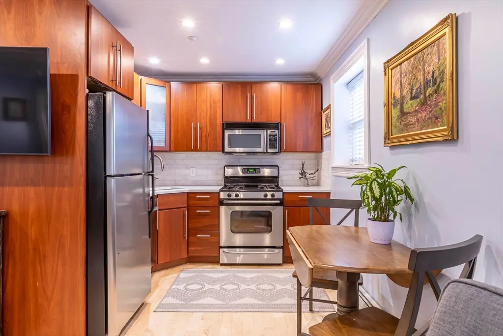 7 Stillman Pl #2, Boston, MA 02113 - #1