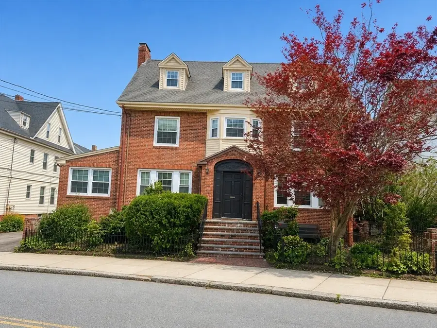 18 Pierce St, Malden, MA 02148 - #2
