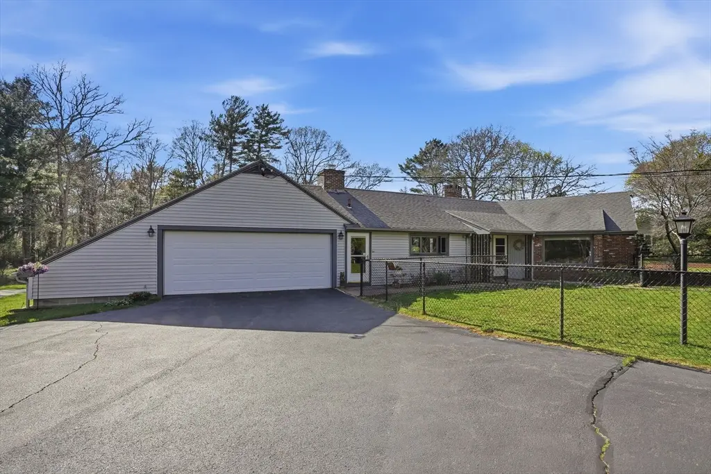 234 Converse Rd, Marion, MA 02738 - #1