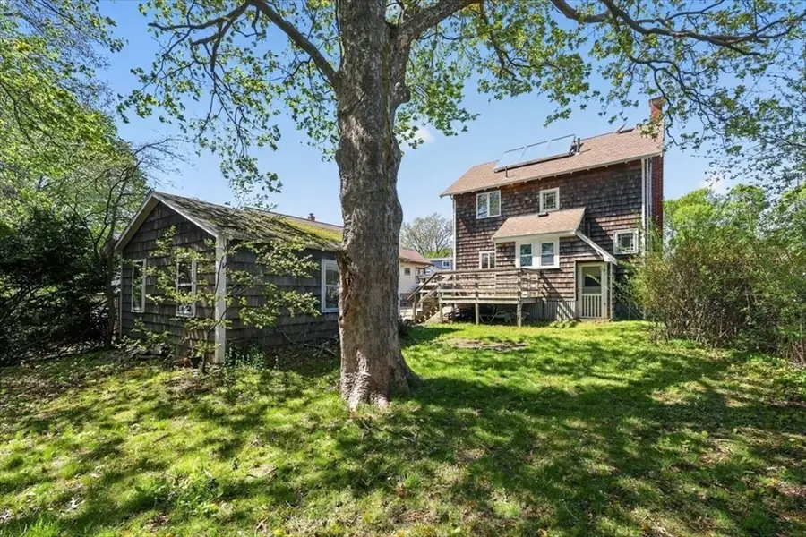 19 Lochmere Ave, Weymouth, MA 02191 - #3