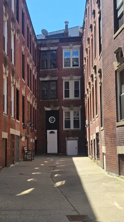 3 Holden Court, Boston, MA 02109