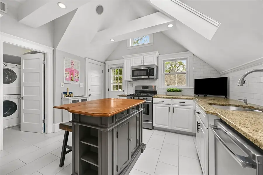15 Haslet St #3, Boston, MA 02131 - #2
