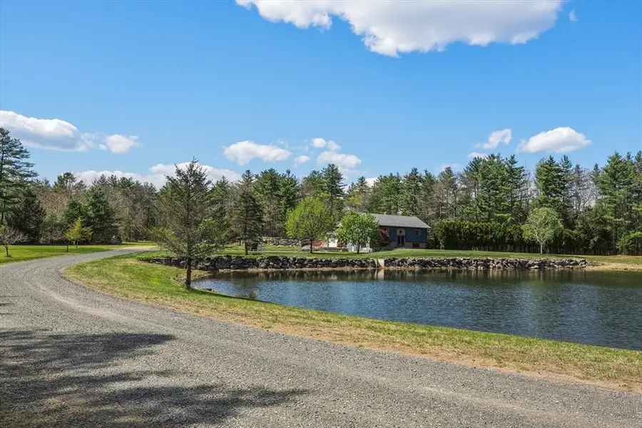 128-R School St, Granby, MA 01033 - #3