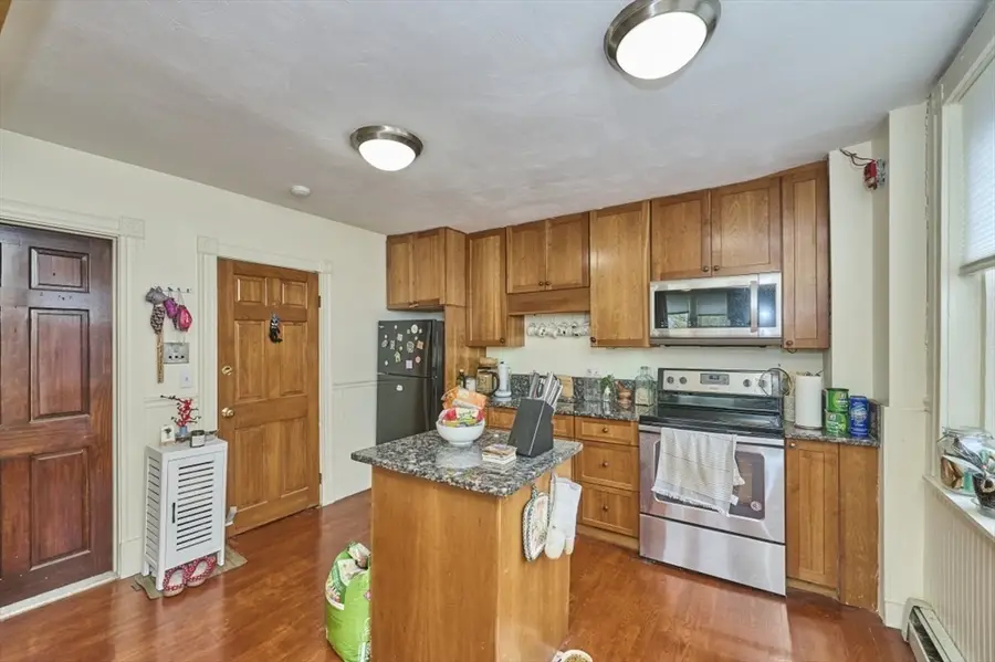 6 Bedford St Units 1f,2f,3r,&3f, Somerville, MA 02143 - #3