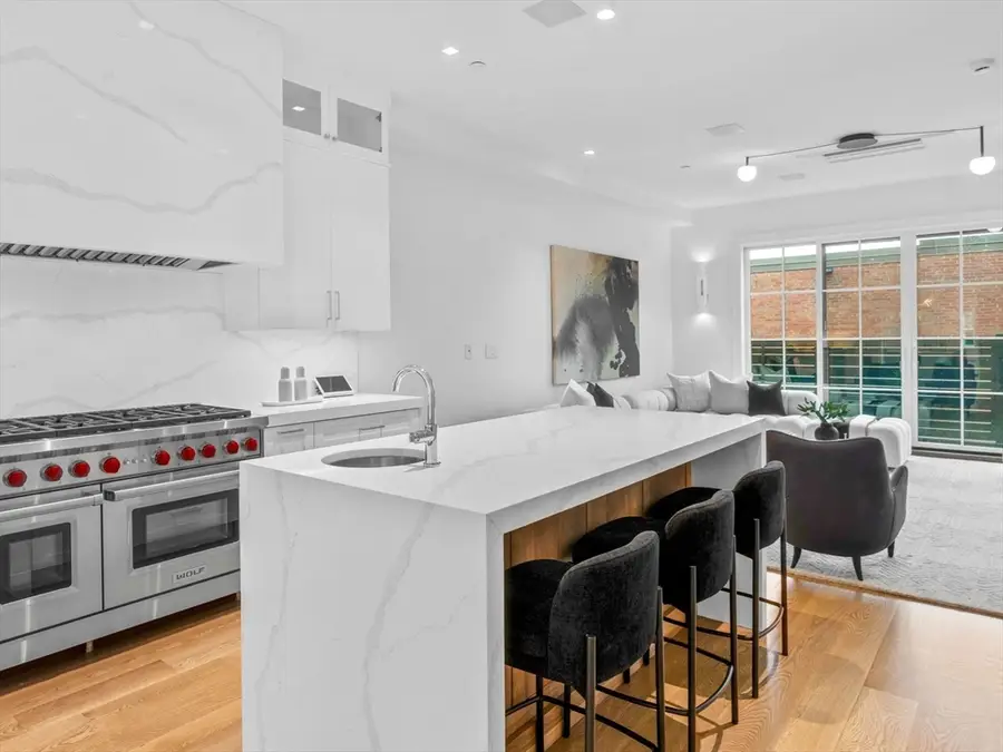 561 East Broadway, Boston, MA 02127 - #3