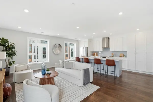 267 Old Colony #601, Boston, MA 02127