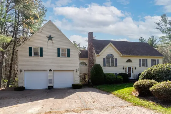 20 Dinahs Way, Wareham, MA 02571