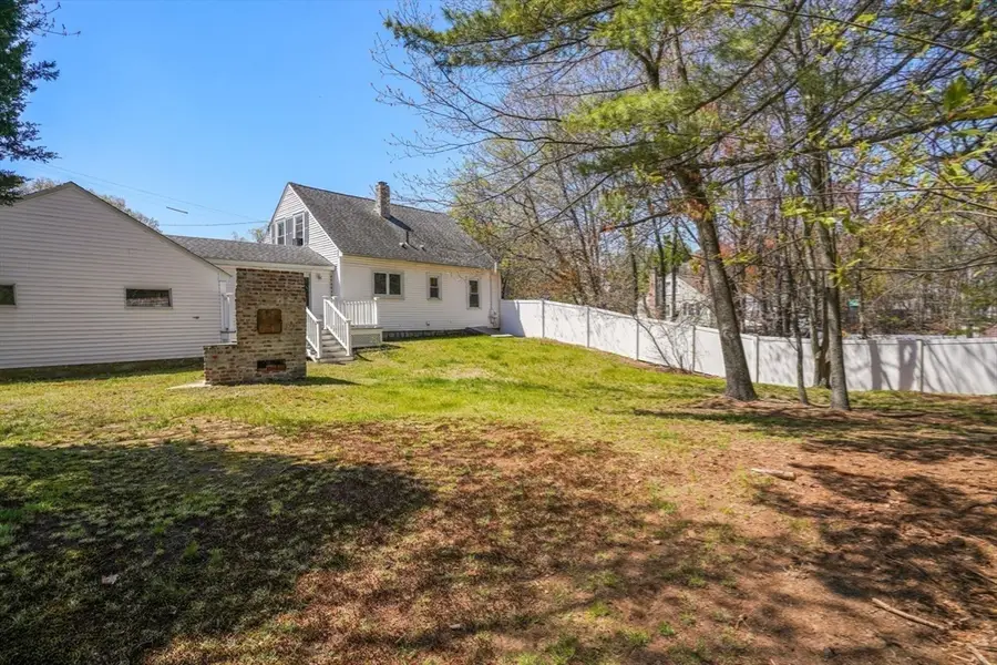 54 Meadowbrook Rd, North Chelmsford, MA 01863 - #3