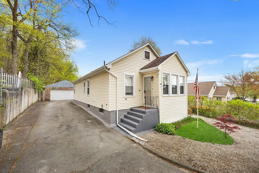 43 Belcourt Rd, Worcester, MA 01605 - #1