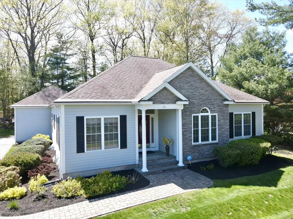 176 Mary Catherine Dr, Lancaster, MA 01523 - #1
