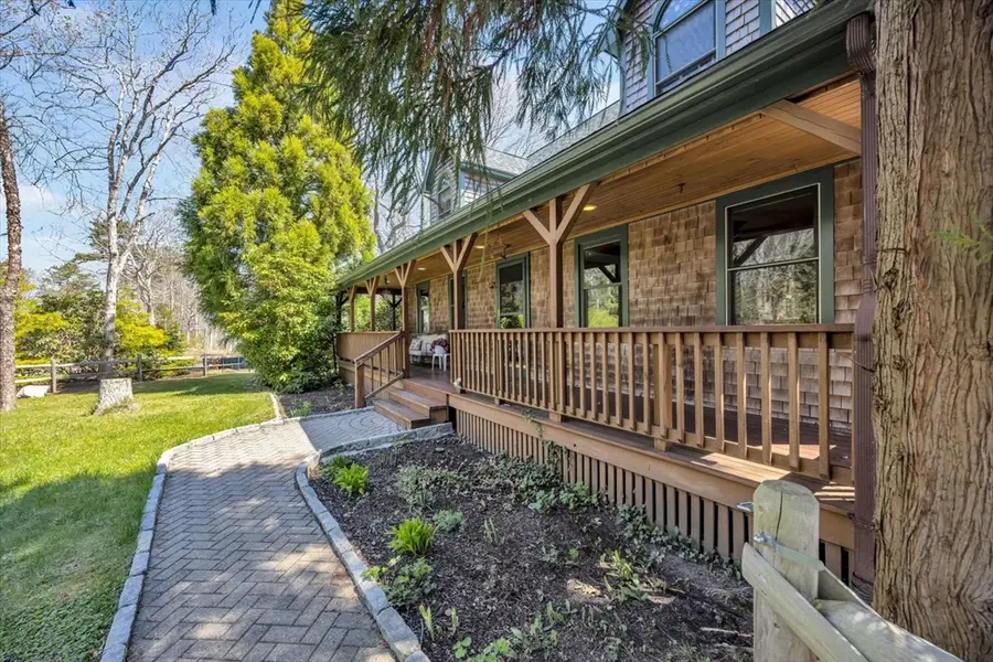34 Hilltop Dr, Sagamore, MA 02561 - #2