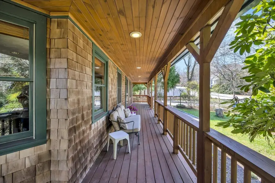 34 Hilltop Dr, Sagamore, MA 02561 - #3