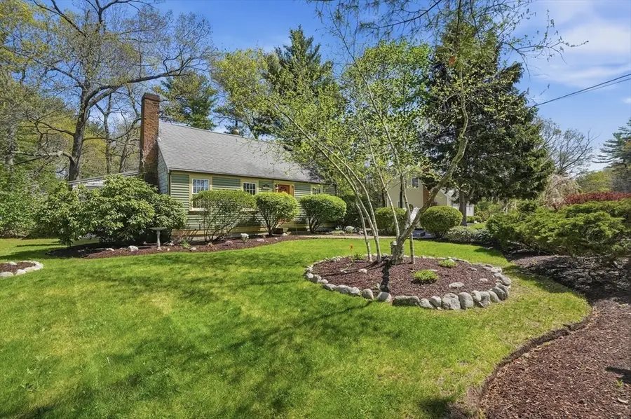 305 Hanover St, Hanover, MA 02339 - #2