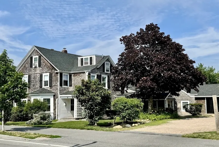 388 Sea St, Hyannis, MA 02601 - #2