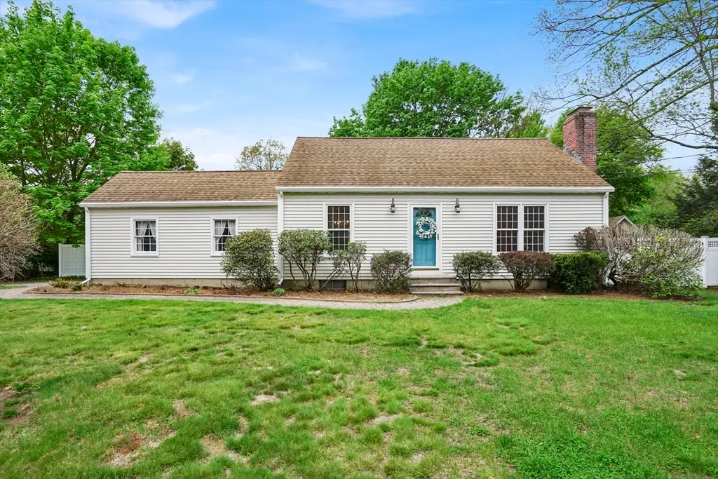 232 Eastwood Dr, Westfield, MA 01085 - #1