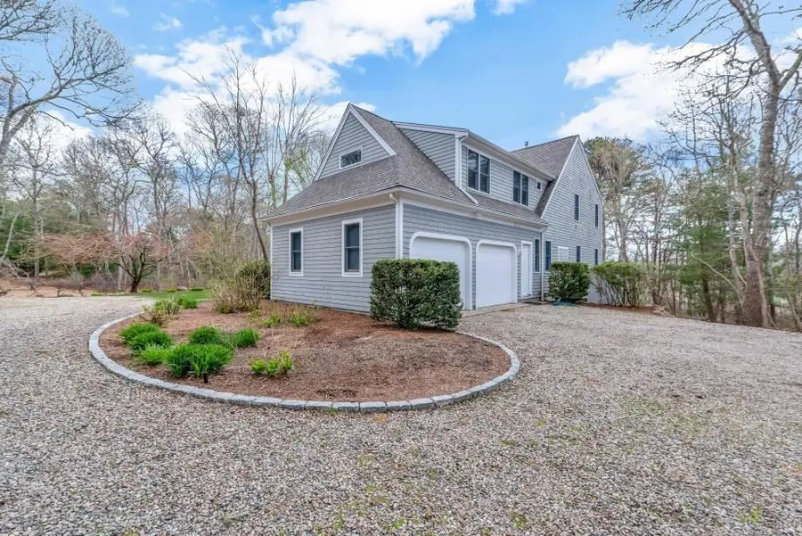 35 Punkhorn Point Rd, Mashpee, MA 02649 - #2