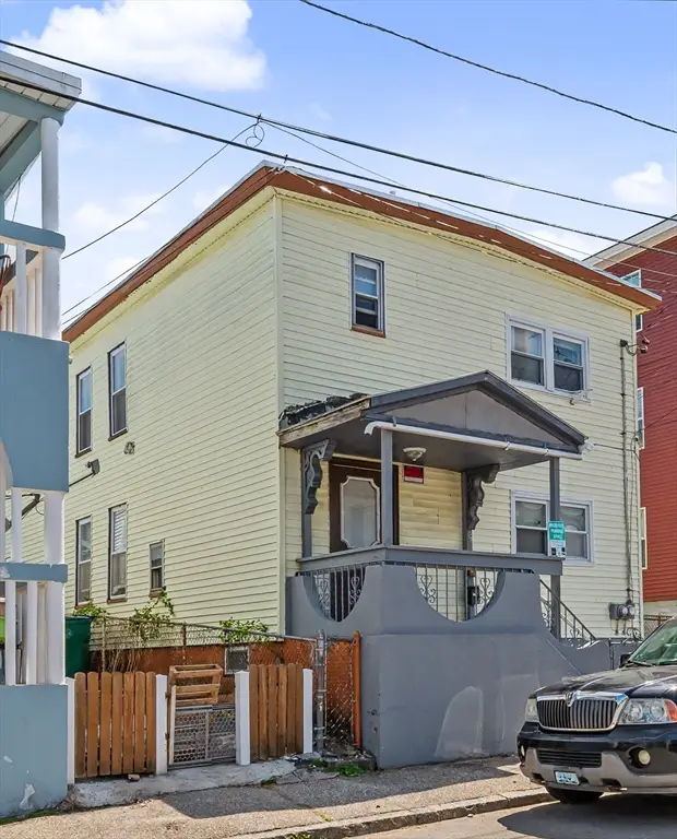 18 Pleasant St, Lowell, MA 01852 - #1
