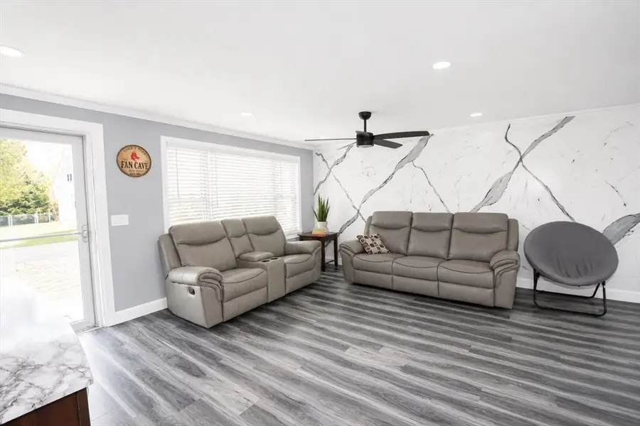 44 Schley St, Chicopee, MA 01020 - #2