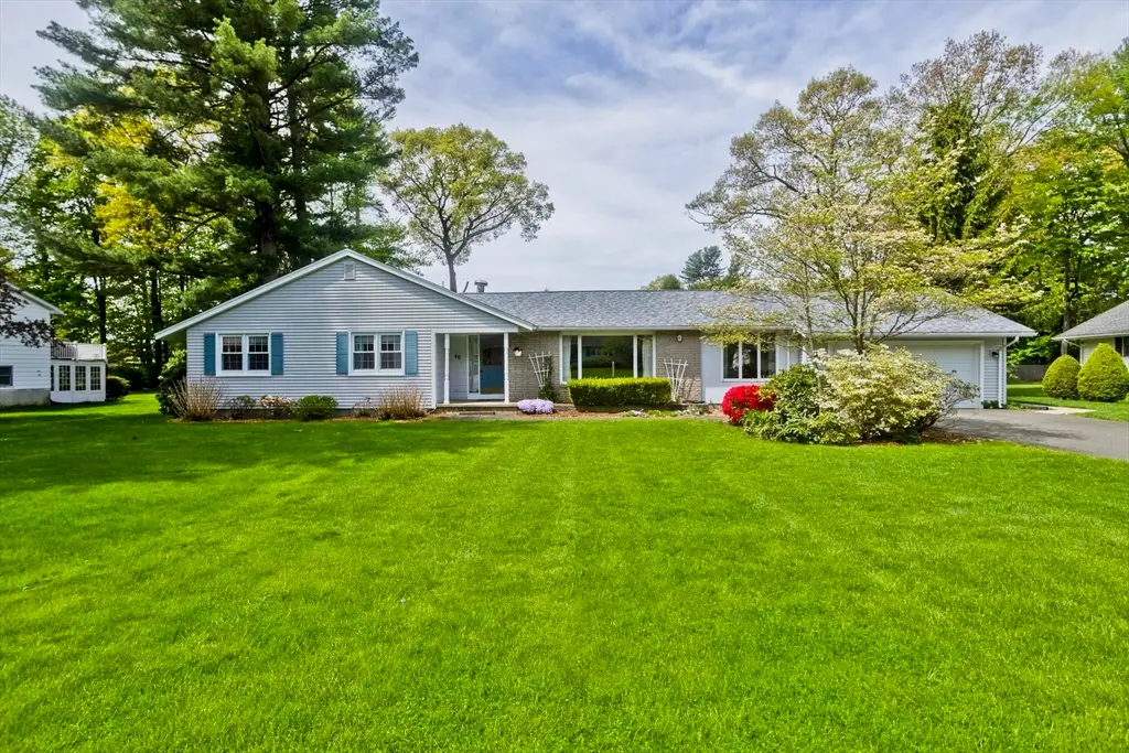 45 Woodcliff Dr, Westfield, MA 01085 - #1