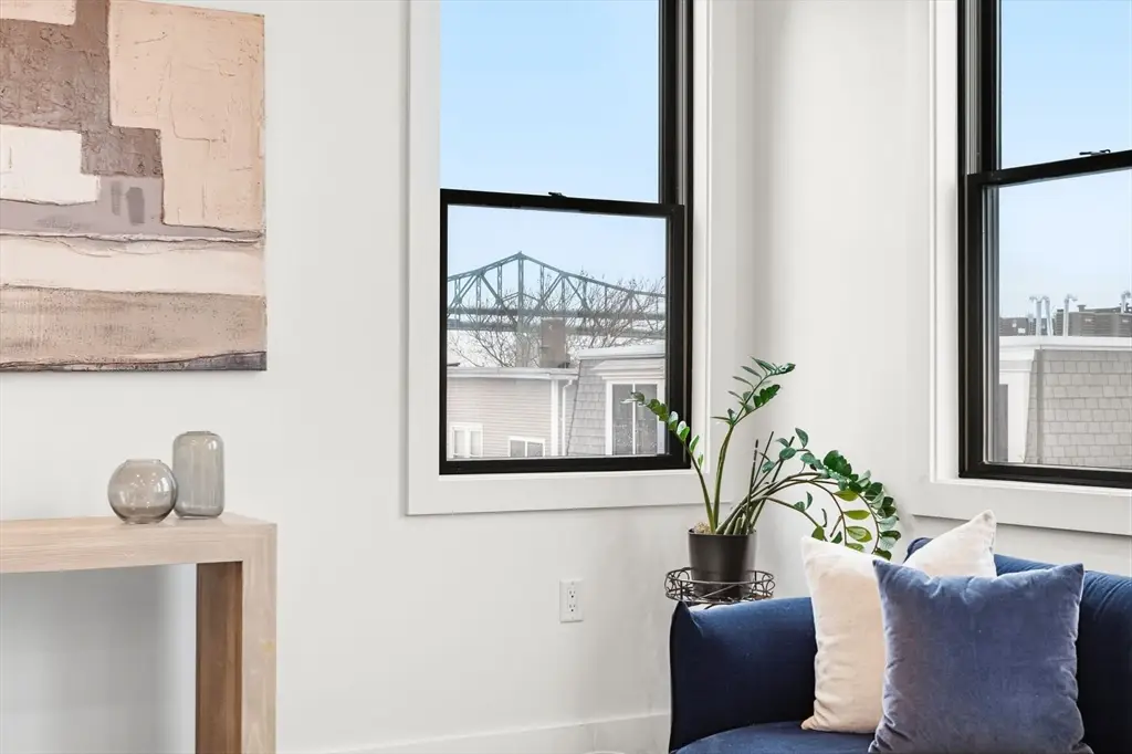 47 Condor #PH3, Boston, MA 02128 - #1