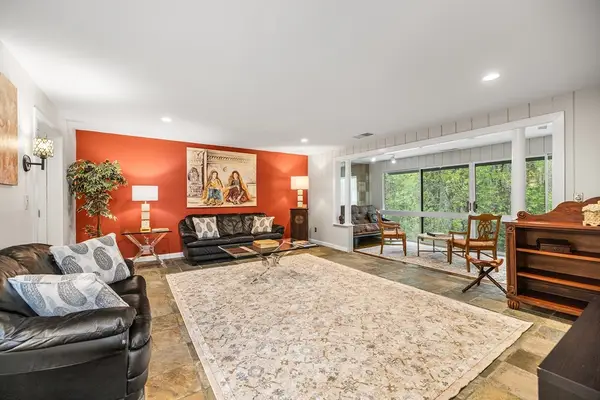 370 Great Rd #8, Acton, MA 01720